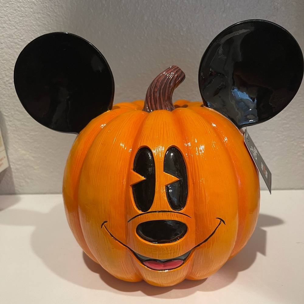 Mickey pumpkin